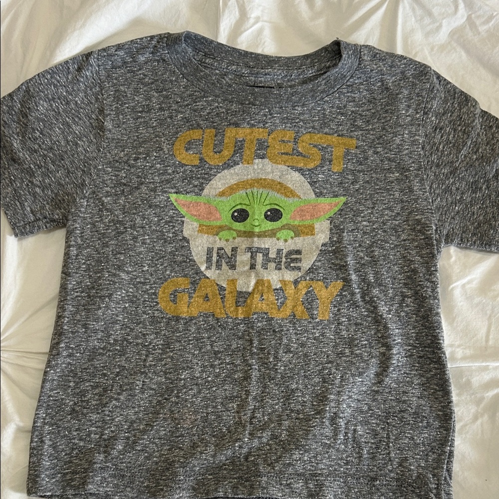 Star Wars Gray Tee with Green and Gold Graphic